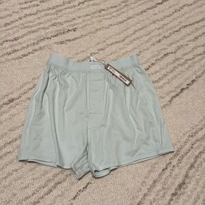 Skims Boyfriend Loose Boxers in Frost NWT